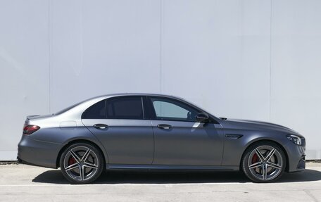 Mercedes-Benz E-Класс AMG, 2021 год, 14 599 000 рублей, 5 фотография