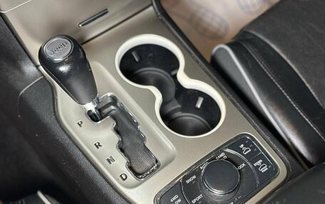 Jeep Grand Cherokee, 2011 год, 1 800 000 рублей, 16 фотография