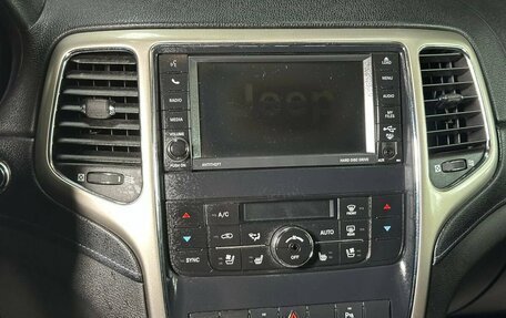 Jeep Grand Cherokee, 2011 год, 1 800 000 рублей, 15 фотография
