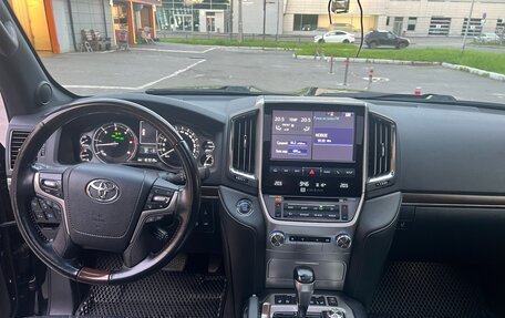 Toyota Land Cruiser 200, 2020 год, 7 250 000 рублей, 7 фотография