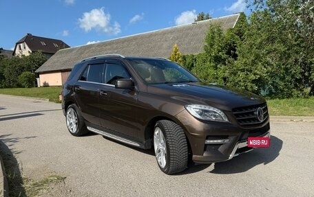 Mercedes-Benz M-Класс, 2012 год, 2 850 000 рублей, 4 фотография