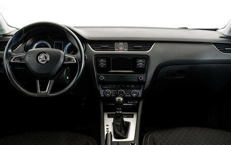 Skoda Octavia, 2016 год, 789 000 рублей, 10 фотография