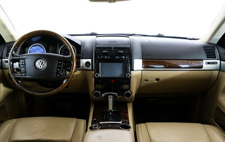 Volkswagen Touareg III, 2009 год, 1 049 000 рублей, 10 фотография