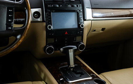 Volkswagen Touareg III, 2009 год, 1 049 000 рублей, 14 фотография