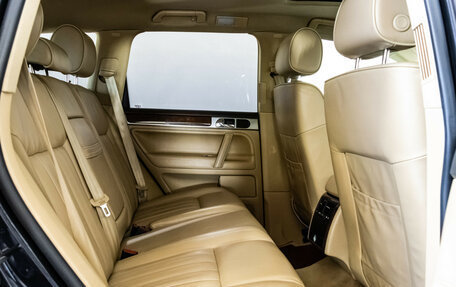 Volkswagen Touareg III, 2009 год, 1 049 000 рублей, 20 фотография