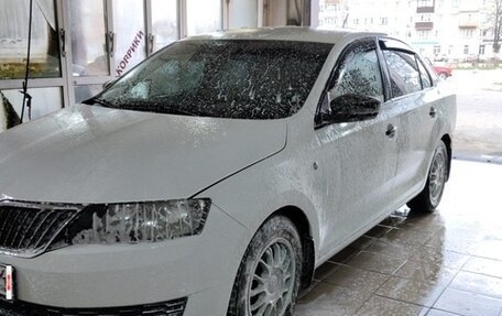Skoda Rapid I, 2015 год, 1 050 000 рублей, 1 фотография