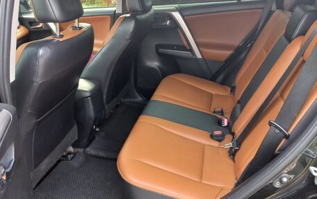 Toyota RAV4, 2015 год, 2 050 000 рублей, 7 фотография
