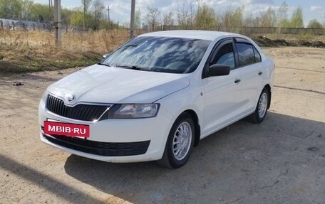 Skoda Rapid I, 2015 год, 1 050 000 рублей, 2 фотография
