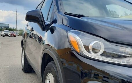 Chevrolet Trax, 2020 год, 1 450 000 рублей, 2 фотография