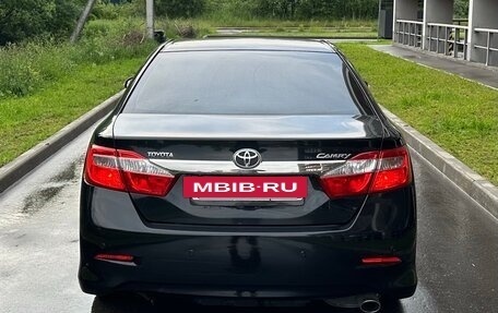 Toyota Camry, 2013 год, 1 420 000 рублей, 6 фотография