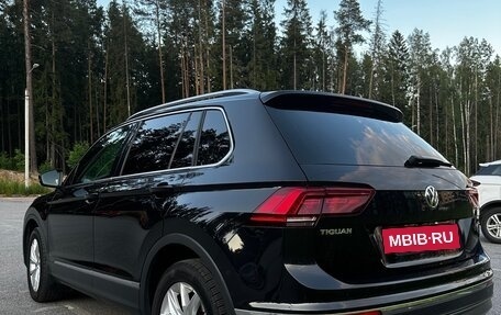 Volkswagen Tiguan II, 2018 год, 3 300 000 рублей, 5 фотография