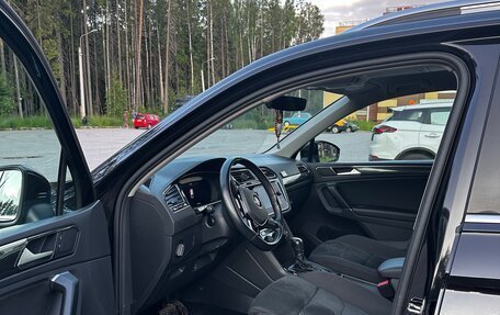 Volkswagen Tiguan II, 2018 год, 3 300 000 рублей, 11 фотография