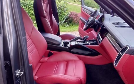 Porsche Cayenne III, 2019 год, 7 600 000 рублей, 12 фотография