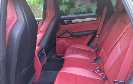 Porsche Cayenne III, 2019 год, 7 600 000 рублей, 10 фотография