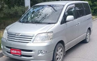 Toyota Noah III, 2003 год, 980 000 рублей, 1 фотография