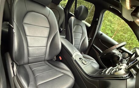 Mercedes-Benz GLC, 2017 год, 3 100 000 рублей, 27 фотография