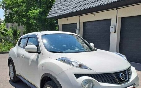 Nissan Juke II, 2013 год, 960 000 рублей, 12 фотография