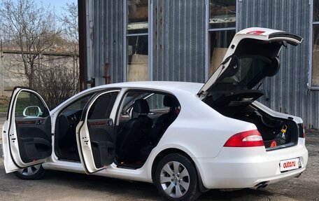 Skoda Superb III рестайлинг, 2011 год, 1 100 000 рублей, 8 фотография