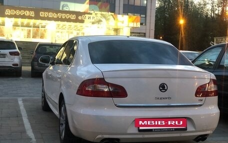 Skoda Superb III рестайлинг, 2011 год, 1 100 000 рублей, 5 фотография