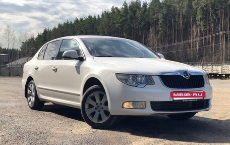 Skoda Superb III рестайлинг, 2011 год, 1 100 000 рублей, 7 фотография