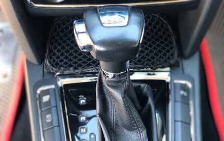 Skoda Superb III рестайлинг, 2011 год, 1 100 000 рублей, 24 фотография