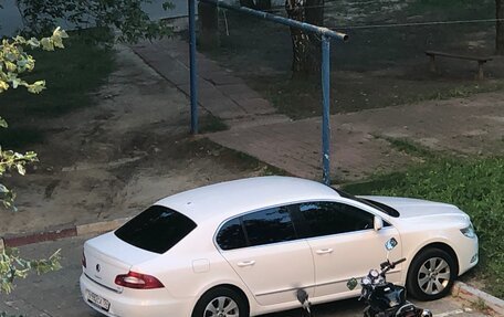 Skoda Superb III рестайлинг, 2011 год, 1 100 000 рублей, 16 фотография
