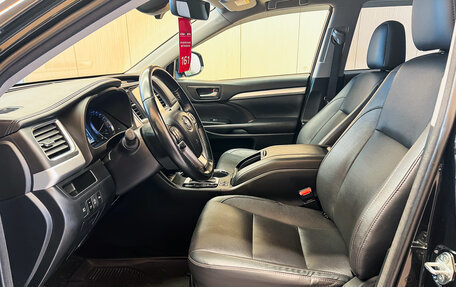 Toyota Highlander III, 2019 год, 4 950 000 рублей, 13 фотография