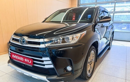 Toyota Highlander III, 2019 год, 4 950 000 рублей, 5 фотография