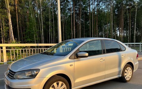 Volkswagen Polo VI (EU Market), 2015 год, 1 080 000 рублей, 10 фотография