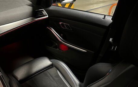 BMW 3 серия, 2019 год, 3 150 000 рублей, 22 фотография