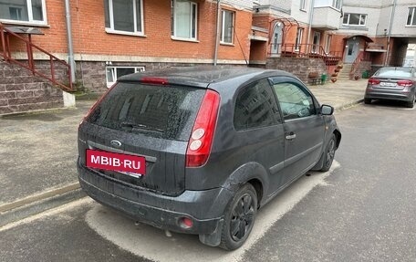 Ford Fiesta, 2006 год, 300 000 рублей, 3 фотография