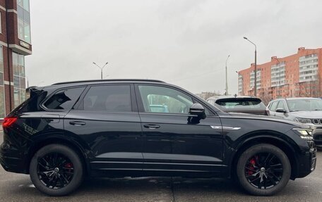Volkswagen Touareg III, 2019 год, 7 500 000 рублей, 3 фотография