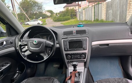 Skoda Octavia, 2010 год, 880 000 рублей, 10 фотография