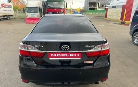 Toyota Camry, 2016 год, 1 900 000 рублей, 5 фотография
