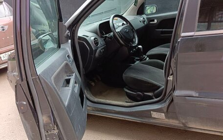 Ford Fusion I, 2005 год, 320 000 рублей, 6 фотография