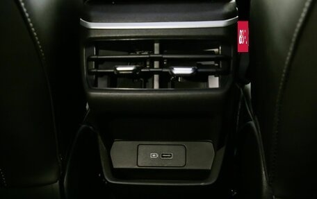 Geely Emgrand, 2024 год, 2 663 990 рублей, 16 фотография