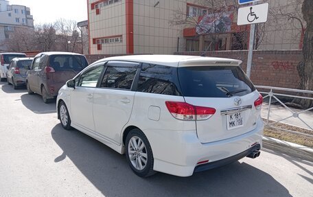 Toyota Wish II, 2011 год, 1 339 000 рублей, 10 фотография