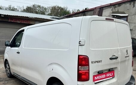 Peugeot Expert, 2017 год, 1 420 000 рублей, 4 фотография