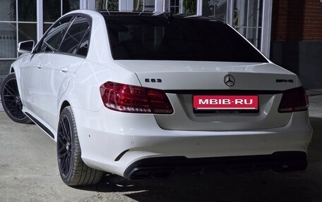 Mercedes-Benz E-Класс, 2012 год, 1 675 999 рублей, 3 фотография