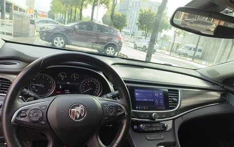 Buick LaCrosse III, 2022 год, 1 800 000 рублей, 21 фотография