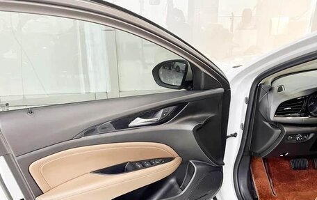 Buick Regal VI, 2022 год, 1 600 000 рублей, 24 фотография