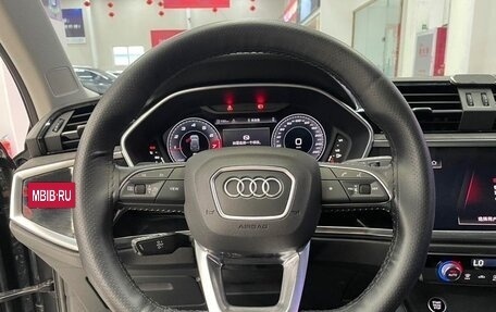 Audi Q3, 2022 год, 2 300 000 рублей, 15 фотография