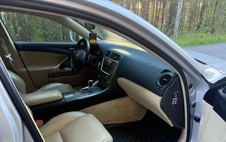 Lexus IS II рестайлинг 2, 2007 год, 1 190 000 рублей, 12 фотография
