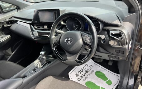 Toyota C-HR I рестайлинг, 2018 год, 1 650 000 рублей, 6 фотография