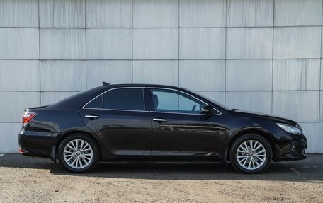 Toyota Camry, 2016 год, 2 190 000 рублей, 5 фотография