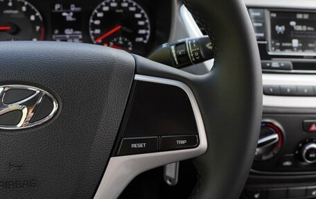 Hyundai Solaris II рестайлинг, 2021 год, 1 690 000 рублей, 16 фотография