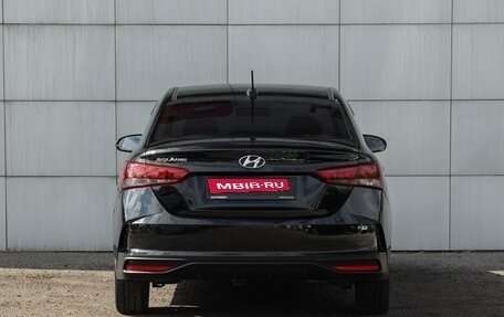 Hyundai Solaris II рестайлинг, 2021 год, 1 690 000 рублей, 4 фотография