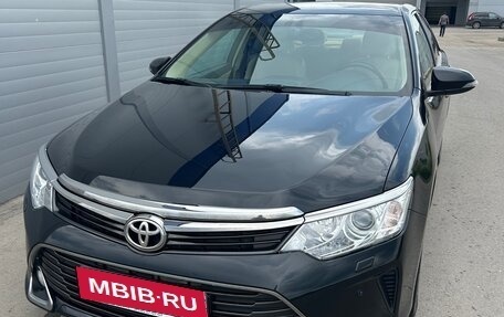 Toyota Camry, 2015 год, 2 200 000 рублей, 1 фотография