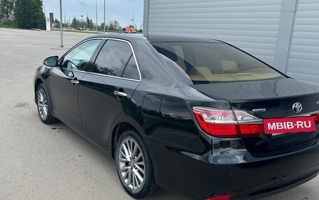 Toyota Camry, 2015 год, 2 200 000 рублей, 3 фотография