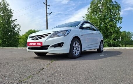 Hyundai Solaris II рестайлинг, 2014 год, 950 000 рублей, 2 фотография